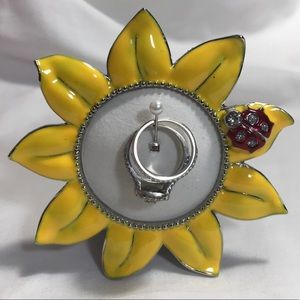 ‼️2/$35‼️ 🌻 Ring holder